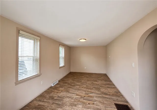 Photo 3 of Single family home for sale at 1520 1/2 4th Ave, Coraopolis, PA 15108 | MLS# 1777709 | Listing updated on 2026-10-07