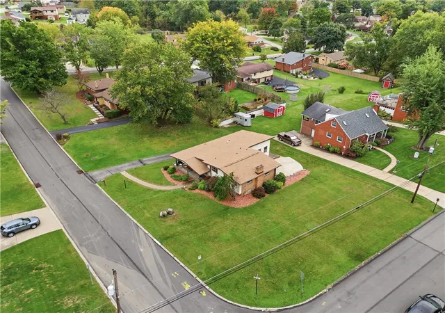 Photo 3 of Single family home for sale at 1342 Long Ave, Bethel Park, PA 15102 | MLS# 1777865 | Listing updated on 2026-10-07