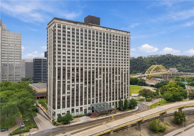 Condo for sale at 320 Fort Duquesne Blvd #24N, Pittsburgh, PA 15222 | MLS# 1777689