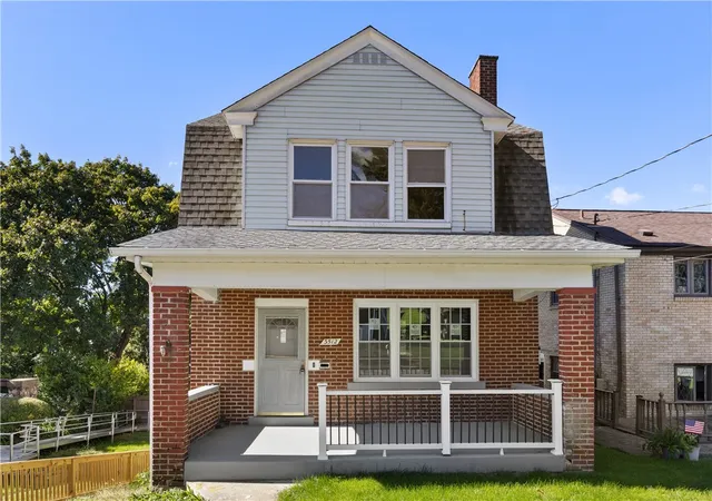 Single family home for sale at 3512 Dauphin Ave, Brentwood, PA 15227 | MLS# 1778094 | Listing updated on 2026-10-11