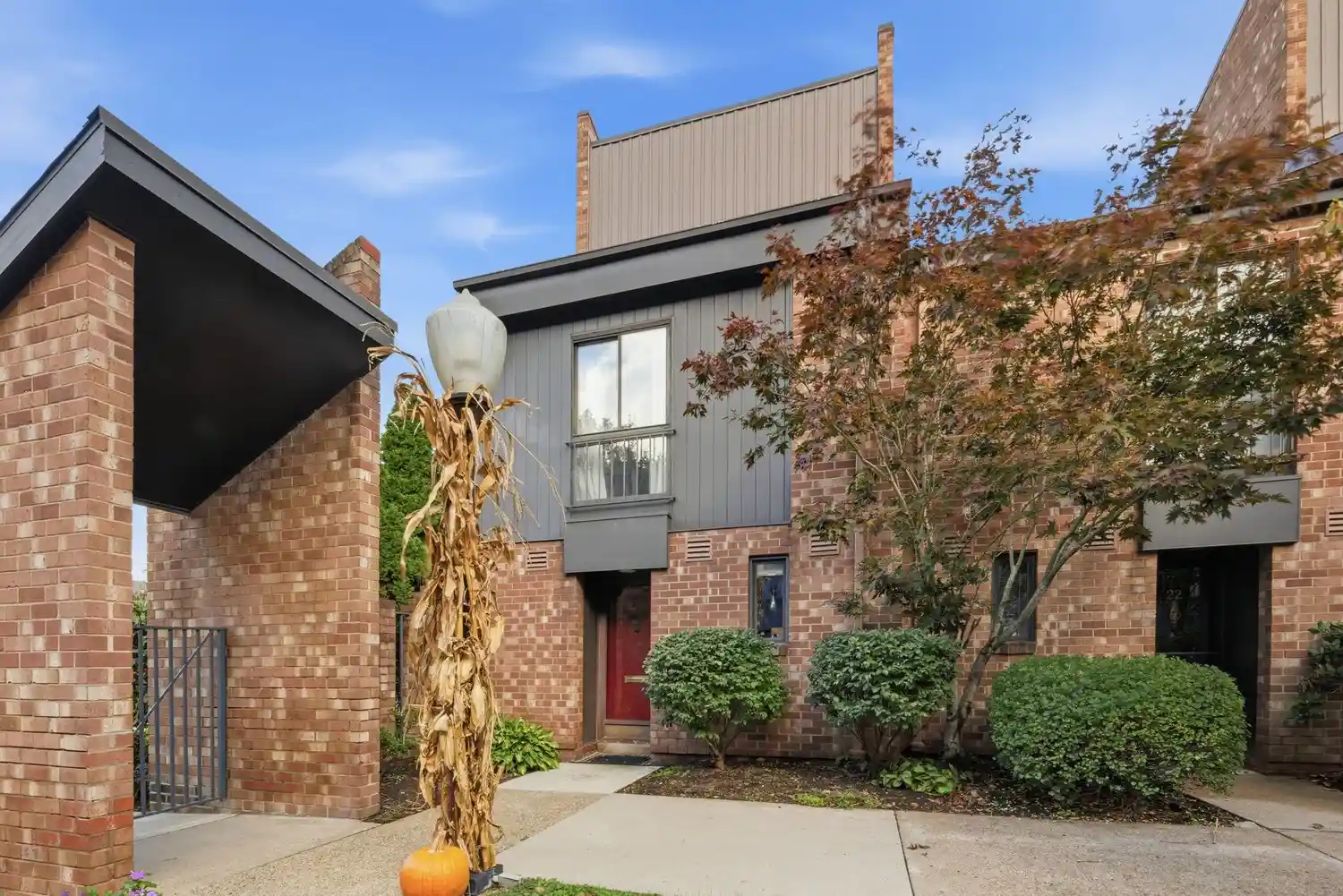 Photo 1 of Condo for sale at 23 Foster Sq, Central North Side, PA 15212 | MLS# 1779732 | Listing updated on 2026-10-30