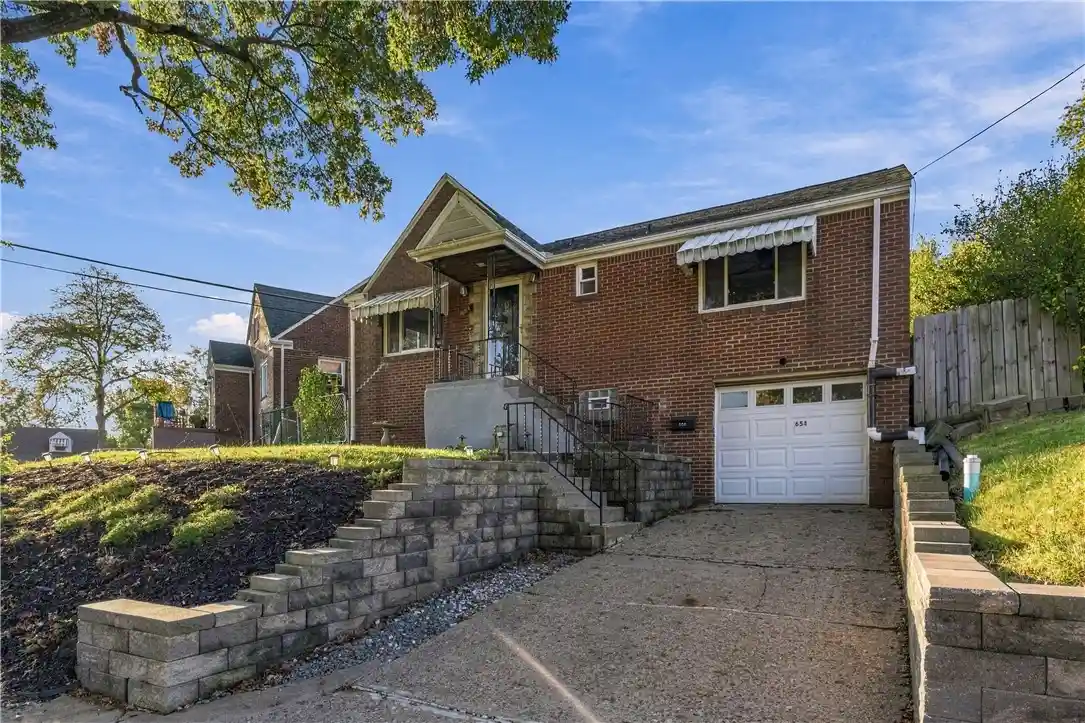 Photo 1 of Single family home for sale at 654 Northcrest Dr, Brookline, PA 15226 | MLS# 1779923 | Listing updated on 2026-10-25