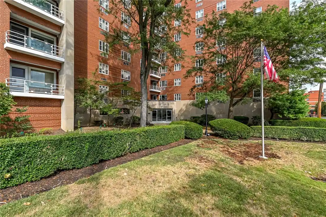Photo 1 of Condo for sale at 4601 5th Avenue #322, Oakland, PA 15213 | MLS# 1780163 | Listing updated on 2026-10-24