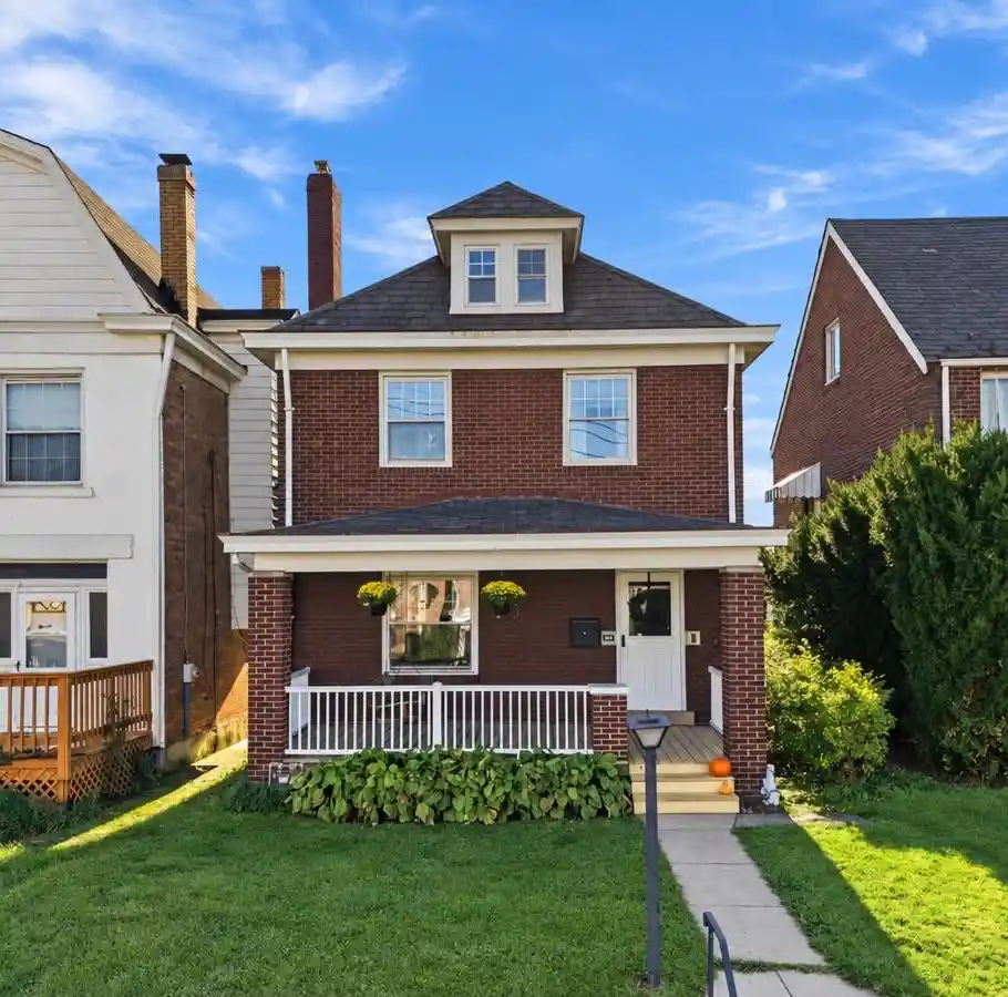 Photo 1 of Single family home for sale at 816 Bayridge Ave, Brookline, PA 15226 | MLS# 1780202 | Listing updated on 2026-10-24