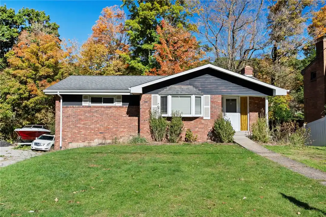Photo 1 of Single family home for sale at 113 Morelli Dr, Ross Twp, PA 15237 | MLS# 1780161 | Listing updated on 2026-10-24