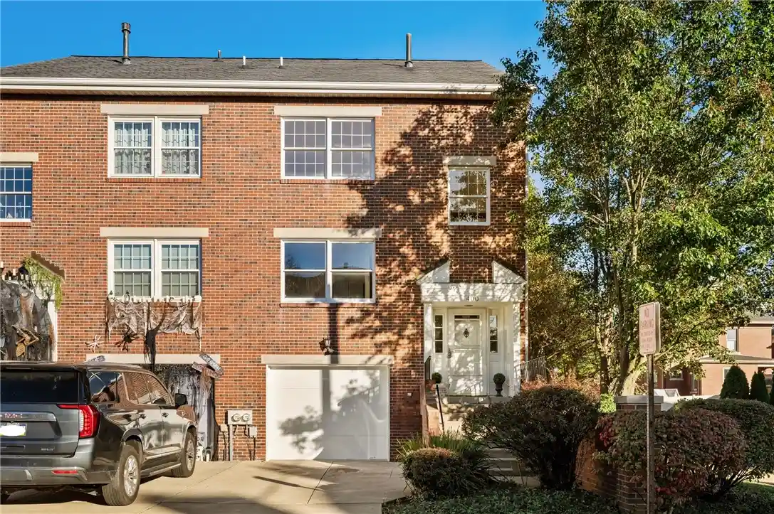 Photo 1 of Townhouse for sale at 400 Virginia Ave, Aspinwall, PA 15215 | MLS# 1780263 | Listing updated on 2026-10-26