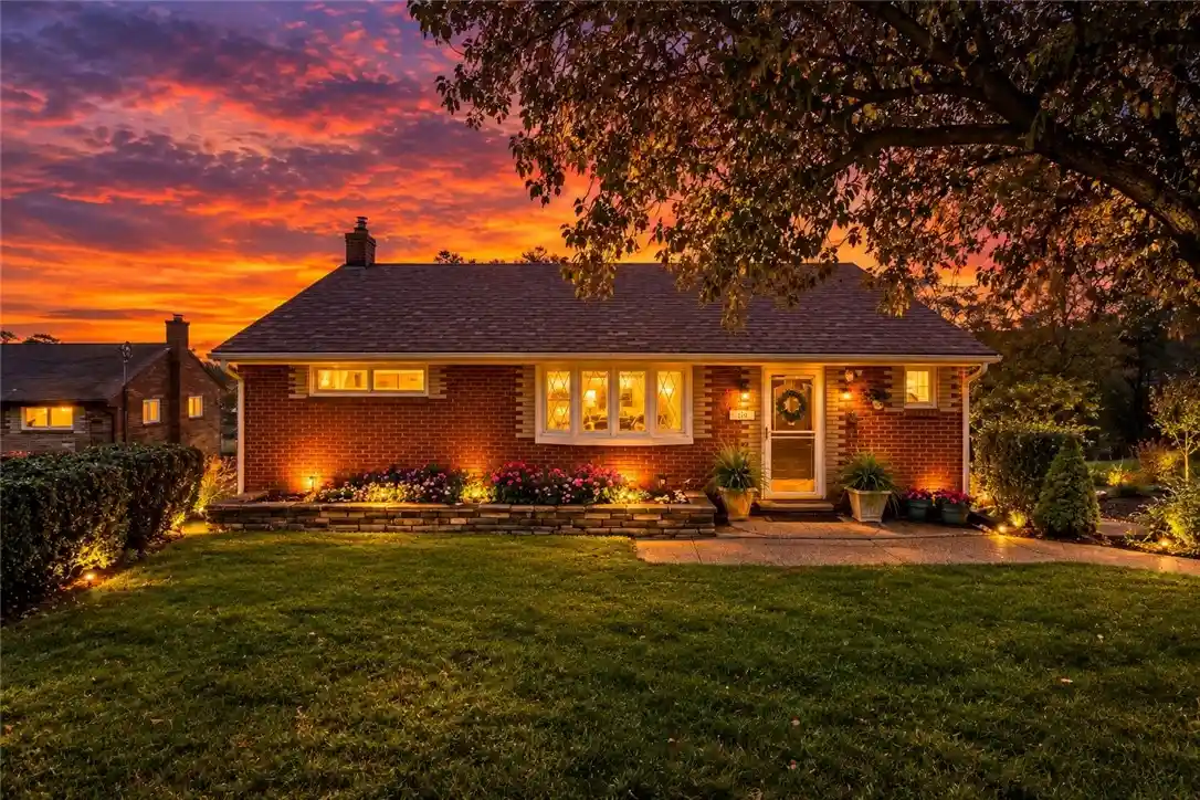 Photo 1 of Single family home for sale at 210 Linhart Ln, Baldwin Boro, PA 15236 | MLS# 1780234 | Listing updated on 2026-10-28