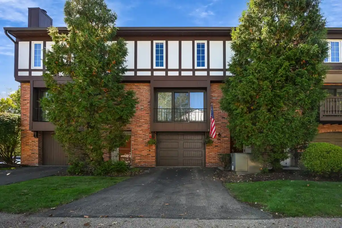 Listing Photo 1 - Condo for sale in 236 Woodbridge Dr located at 236 Woodbridge Dr, Pittsburgh, PA 15237 - Unit 236 Woodbridge Dr