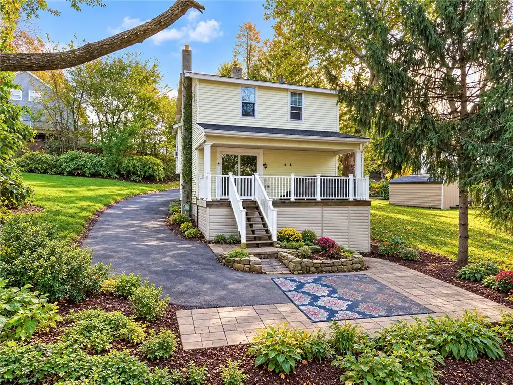 Photo 1 of Single family home for sale at 658 Penn Ave Pl, New Brighton, PA 15066 | MLS# 1780206 | Listing updated on 2026-10-28