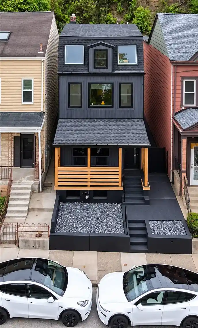 Photo 1 of Single family home for sale at 1024 Goehring St, Spring Hill, PA 15212 | MLS# 1780338 | Listing updated on 2026-10-22