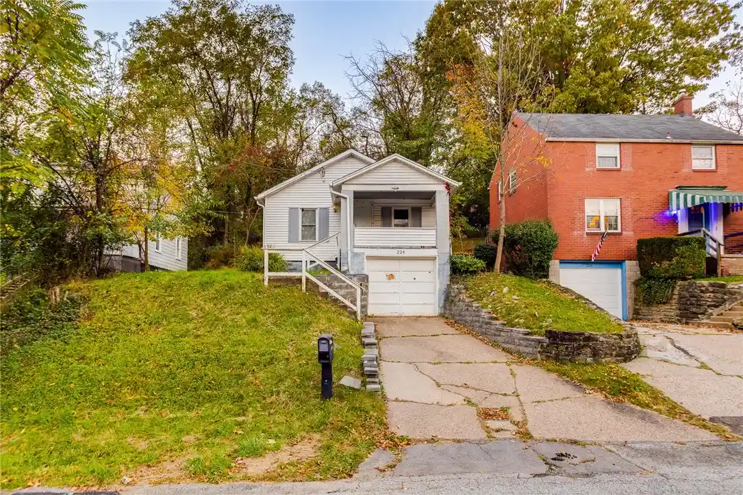 Photo 1 of Single family home for sale at 224 Evaline St, Penn Hills, PA 15235 | MLS# 1780537 | Listing updated on 2026-10-23