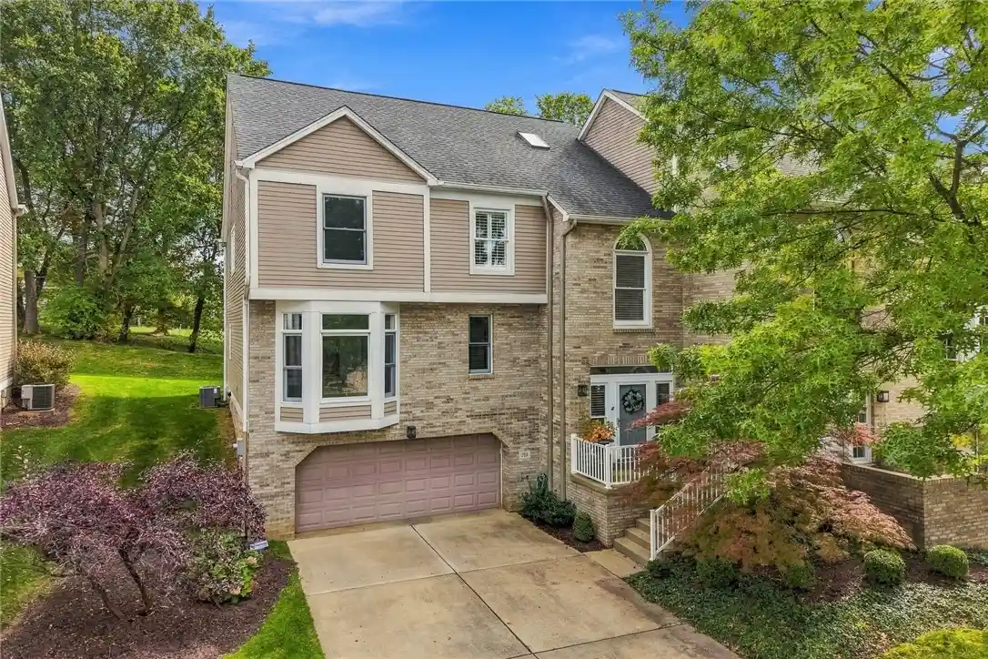 Townhouse for sale at 229 Cypress Knoll Dr, Ohio Twp, PA 15143 | MLS# 1780543