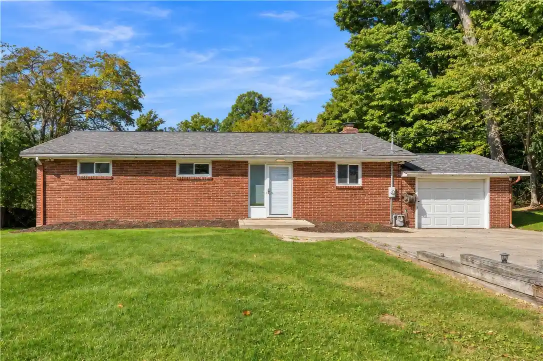 Photo 1 of Sale Pending at 3807 Greenfield Rd, Hampton, PA 15101 | MLS# 1780232 | Listing updated on 2026-10-29
