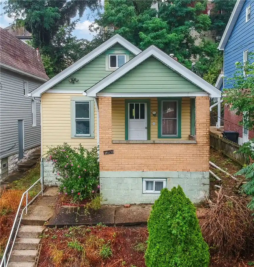 Photo 1 of Single family home for sale at 1541 Methyl St, Beechview, PA 15216 | MLS# 1780746 | Listing updated on 2026-10-24