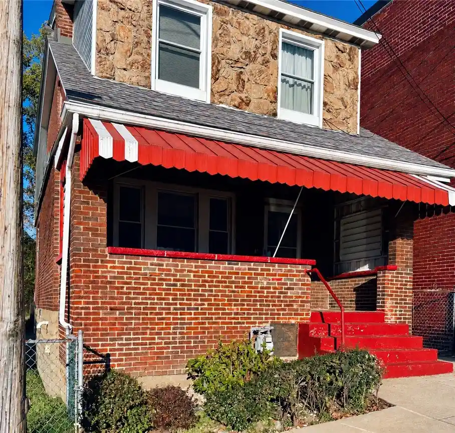 Photo 1 of Single family home for sale at 6359 Dean St, Lincoln Larimer, PA 15206 | MLS# 1780757 | Listing updated on 2026-10-25