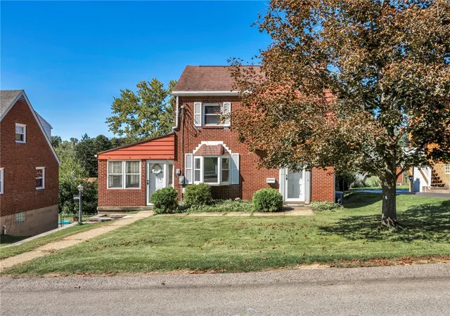 Photo 1 of Single family home for sale at 993 Homer Ave, Ross Twp, PA 15237 | MLS# 1780927 | Listing updated on 2026-10-29