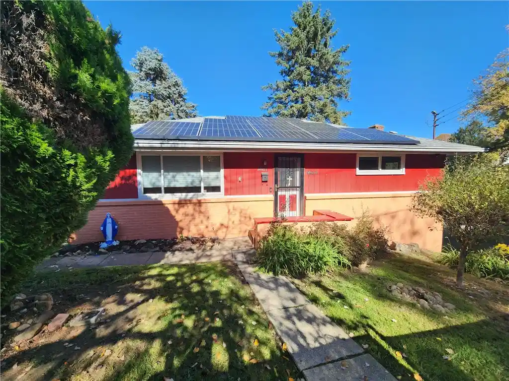 Photo 1 of Single family home for sale at 2817 Beaver St, Mc Keesport, PA 15132 | MLS# 1781129 | Listing updated on 2026-10-29