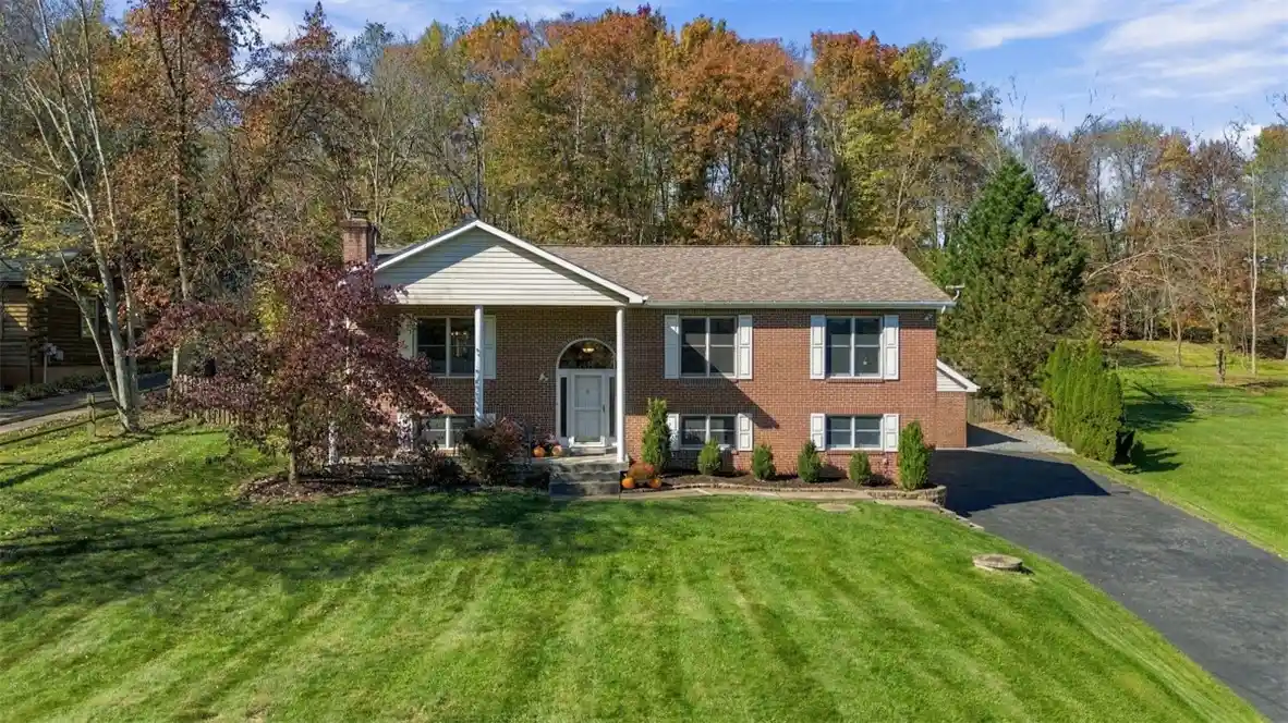 Photo 1 of Single family home for sale at 480 Hemlock Rd, Level Green, PA 15085 | MLS# 1780972 | Listing updated on 2026-10-29