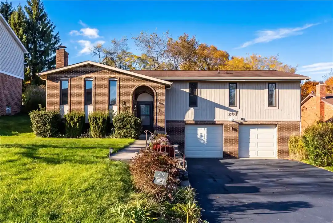 Single family home for sale at 207 Manor Ct, Bethel Park, PA 15241 | MLS# 1781082