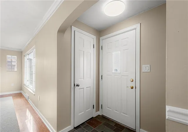 Photo 3 of Single family home for sale at 167 Markham Dr, Mt Lebanon, PA 15228 | MLS# 1781232 | Listing updated on 2026-10-30