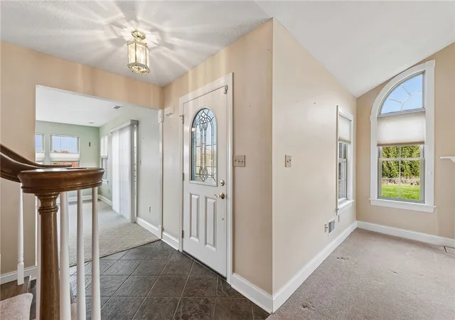 Photo 4 of Condo for sale at 2531 Red Oak Ct, Hampton, PA 15101 | MLS# 1780584 | Listing updated on 2026-10-30