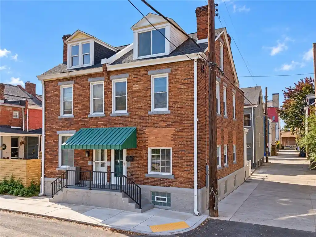 Photo 1 of Single family home for sale at 352 39th Street, Lawrenceville, PA 15201 | MLS# 1781254 | Listing updated on 2026-10-30