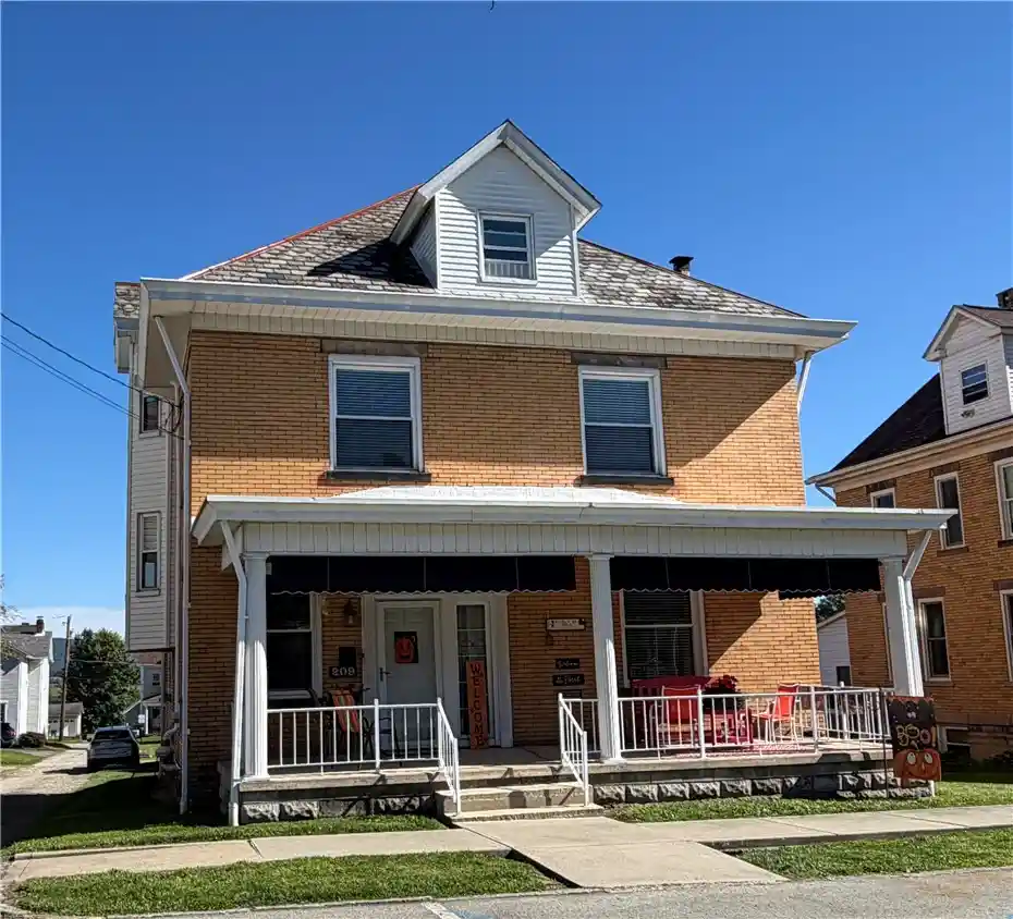 Photo 1 of Single family home for sale at 209 S Church St, Mt Pleasant Twp, PA 15666 | MLS# 1781494 | Listing updated on 2026-10-31