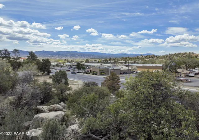 4th image of 1360 W Iron Springs Rd, Prescott, AZ 86305 | MLS# 1047346