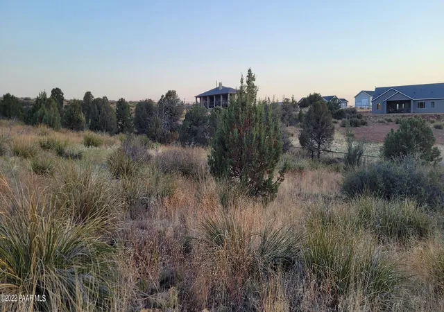 2nd image of 208p N Legend Hills Rd, Prescott Valley, AZ 86315 | MLS# 1047576