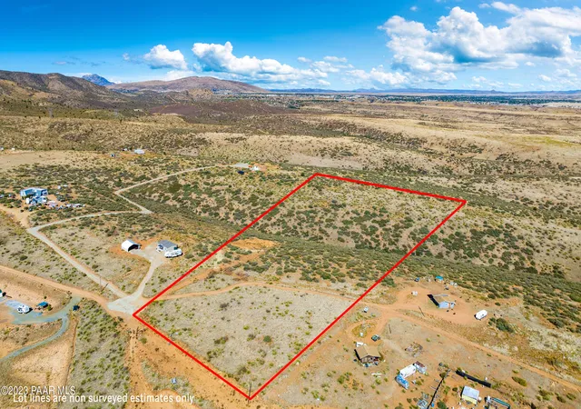 1st image of 18 E Wolf Rd, Dewey Humboldt, AZ 86327 | MLS# 1059903