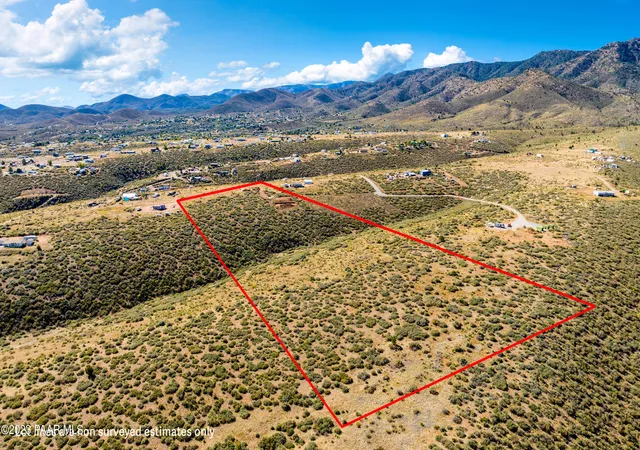 3rd image of 18 E Wolf Rd, Dewey Humboldt, AZ 86327 | MLS# 1059903