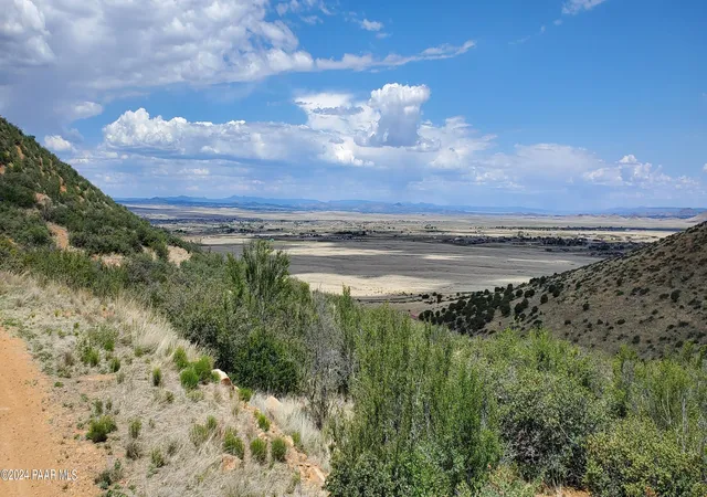 Photo 1 of Land for sale at 0 Heights Rd, Prescott Valley, AZ 86314 | MLS# 1065188 | Listing updated on 2025-11-16