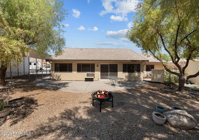Photo 4 of Single family home for sale at 245 N Aztec Trl, Wickenburg, AZ 85390 | MLS# 1069845 | Listing updated on 2026-01-07