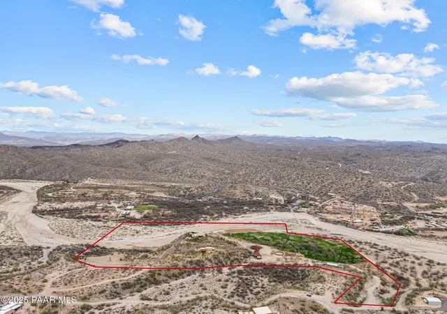 Photo 115 of Single family home for sale at 850 W Tellier Trl, Wickenburg, AZ 85390 | MLS# 1071439 | Listing updated on 2026-08-03