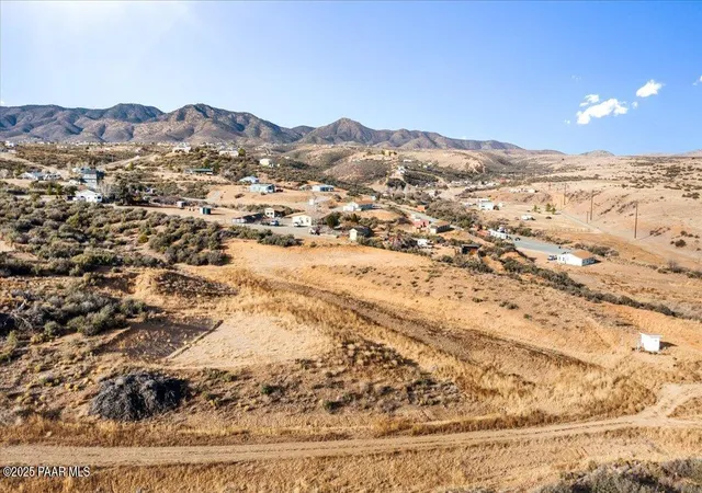 3rd image of 30 S Roosters Run, Dewey, AZ 86327 | MLS# 1070223