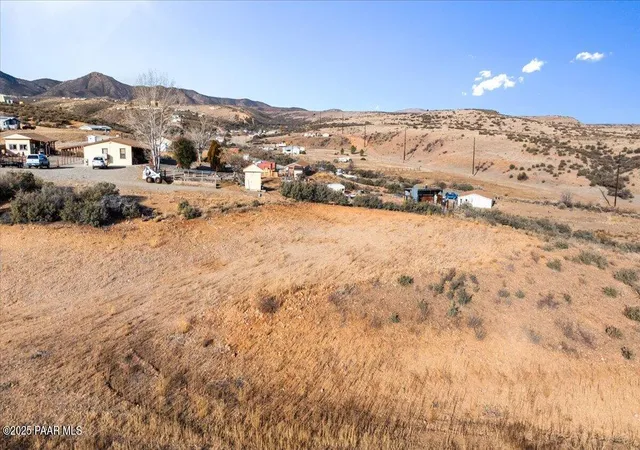 4th image of 30 S Roosters Run, Dewey, AZ 86327 | MLS# 1070223