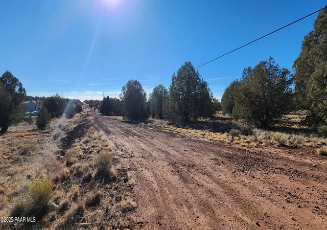 4th image of 4050 Verde Rd, Williams, AZ 86046 | MLS# 1070317