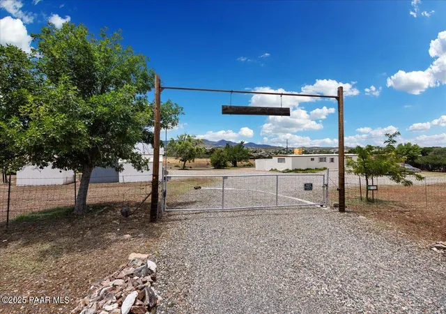 1st image of 2900 Holiday Dr, Humboldt, AZ 86329 | MLS# 1071073