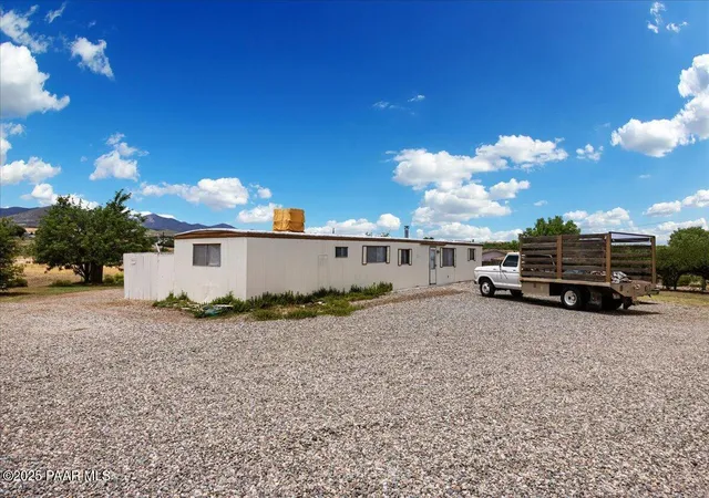 2nd image of 2900 Holiday Dr, Humboldt, AZ 86329 | MLS# 1071073