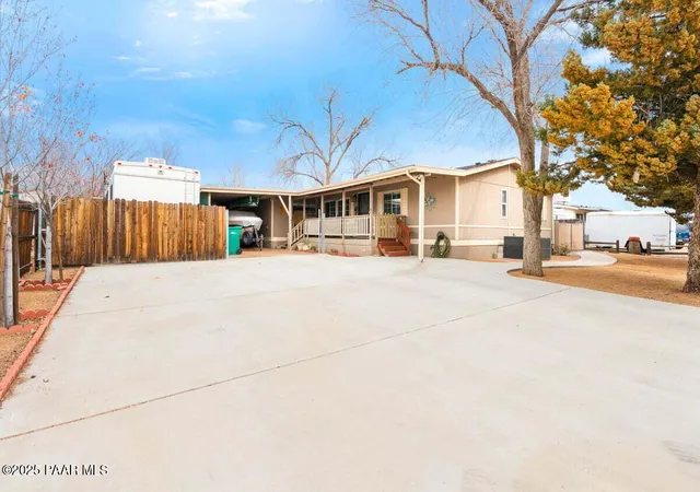 1st image of 6101 N Wildhorse Dr #17, Prescott Valley, AZ 86314 | MLS# 1071222