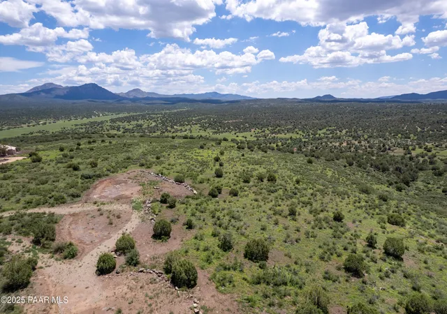 1st image of 12080 N Buckbrush Cir, Prescott, AZ 86305 | MLS# 1071239