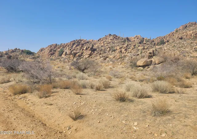 1st image of 0 S Date Creek Rd, Congress, AZ 85332 | MLS# 1071940