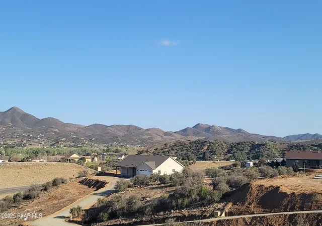 2nd image of 12880 E Brody Trl, Dewey, AZ 86327 | MLS# 1072039