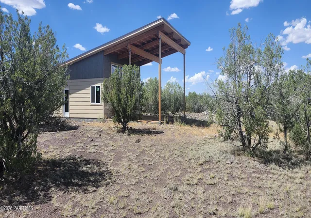 1st image of 411 W Edgewood Dr, Williams, AZ 86046 | MLS# 1072548