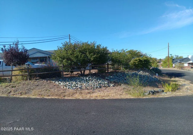 3rd image of 2850 S 3Rd St, Humboldt, AZ 86329 | MLS# 1073232