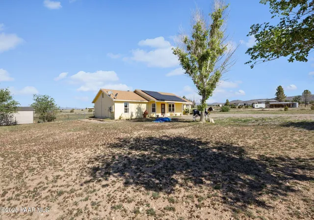 3rd image of 25820 N Poppy Dr, Paulden, AZ 86334 | MLS# 1073301