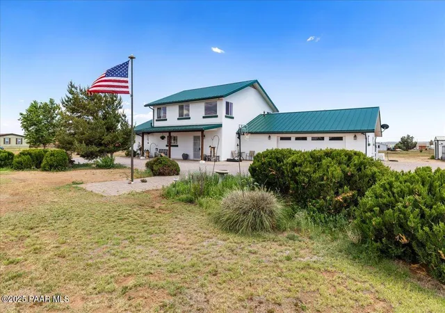 1st image of 1415 W Ranch House Rd, Paulden, AZ 86334 | MLS# 1074061