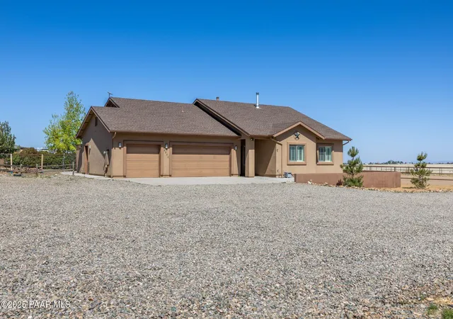 1st image of 8950 N Calico Cat Trl, Prescott Valley, AZ 86315 | MLS# 1074415