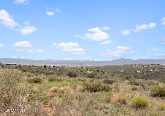 4th image of 9180 E Wolf Rd, Dewey, AZ 86327 | MLS# 1074799