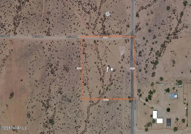 Photo 4 of Land for sale at Xx00 N 251St Ave, Wickenburg, AZ 85390 | MLS# 1075278 | Listing updated on 2025-12-10